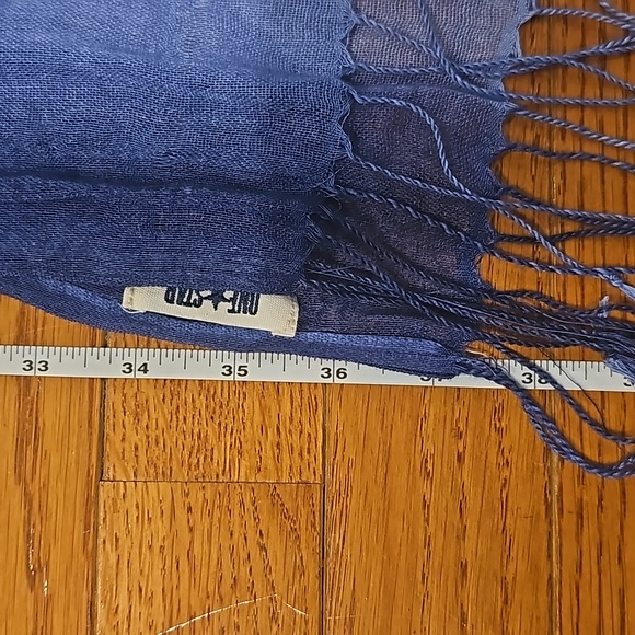 Blue ombre 74" scarf - Picture 3 of 6